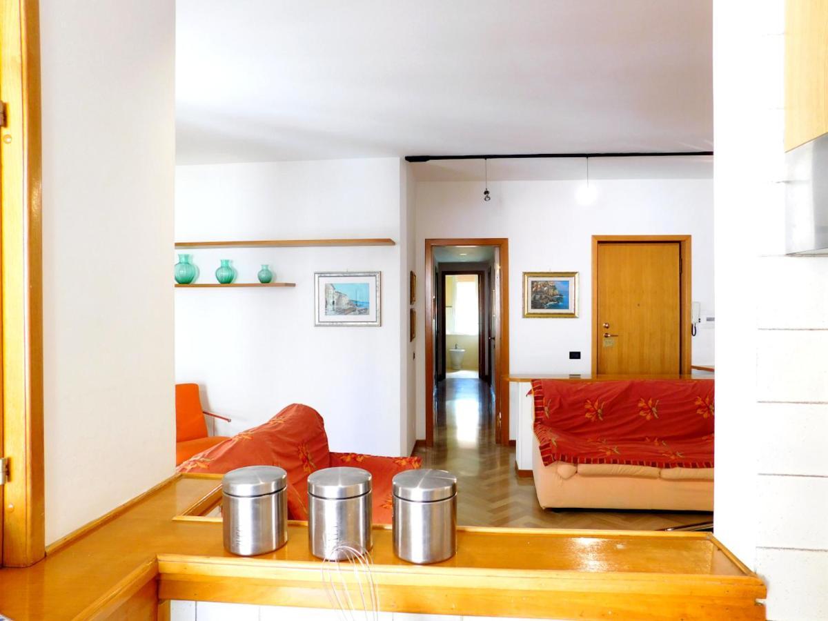 Nuovissimo E Funzionale, Levanto Exteriör bild