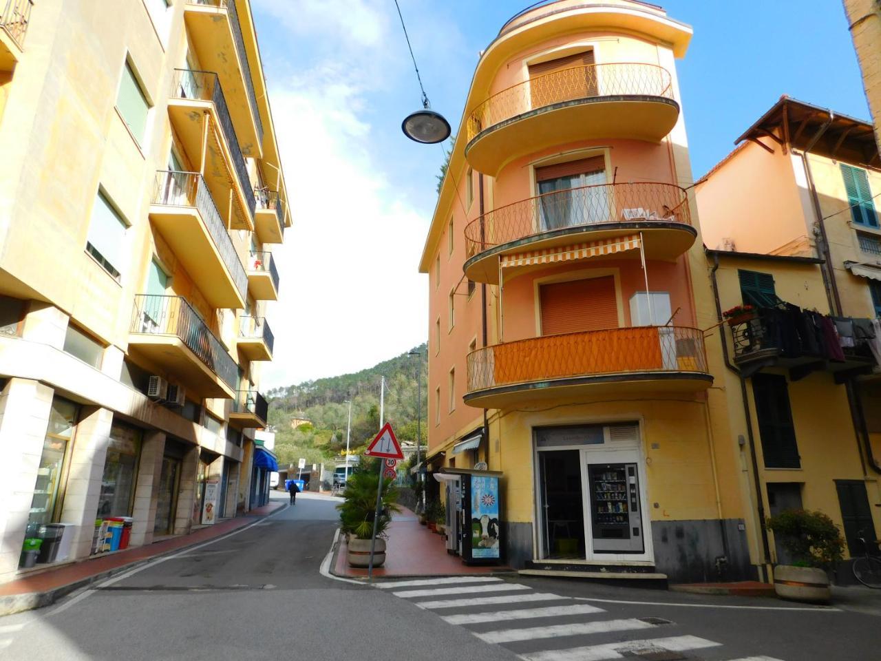 Nuovissimo E Funzionale, Levanto Exteriör bild